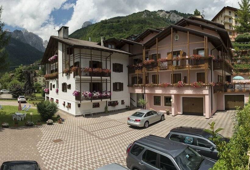 בית מלון כפרי Residence Betulla Molveno