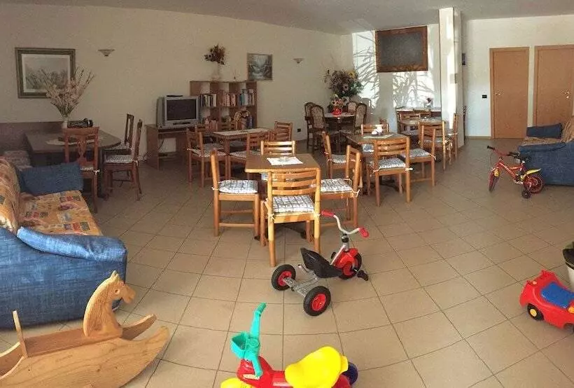 ホテル Residence Betulla Molveno