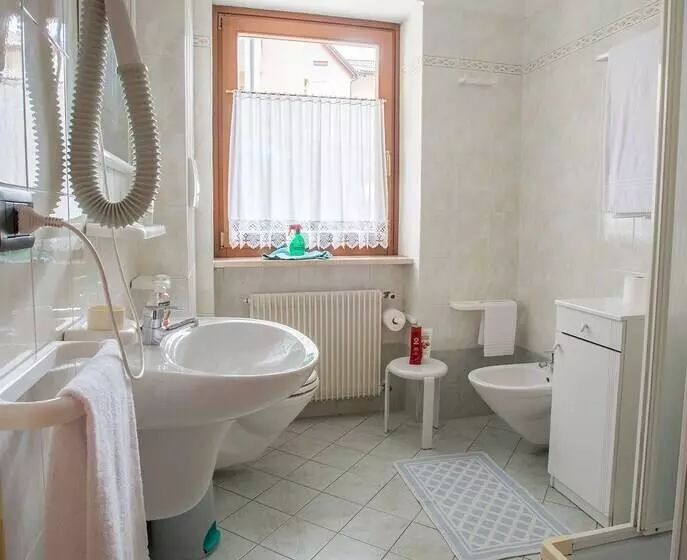 ホテル Residence Betulla Molveno