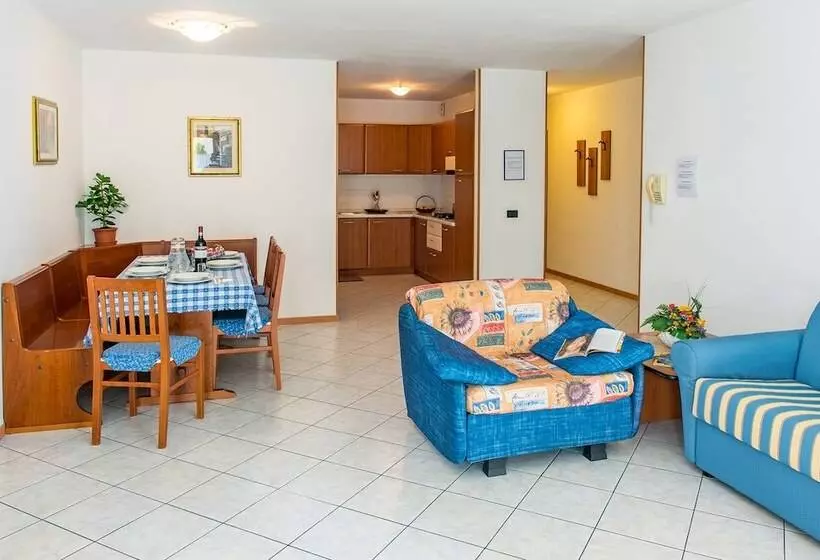 ホテル Residence Betulla Molveno
