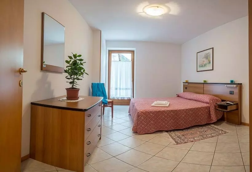 ホテル Residence Betulla Molveno