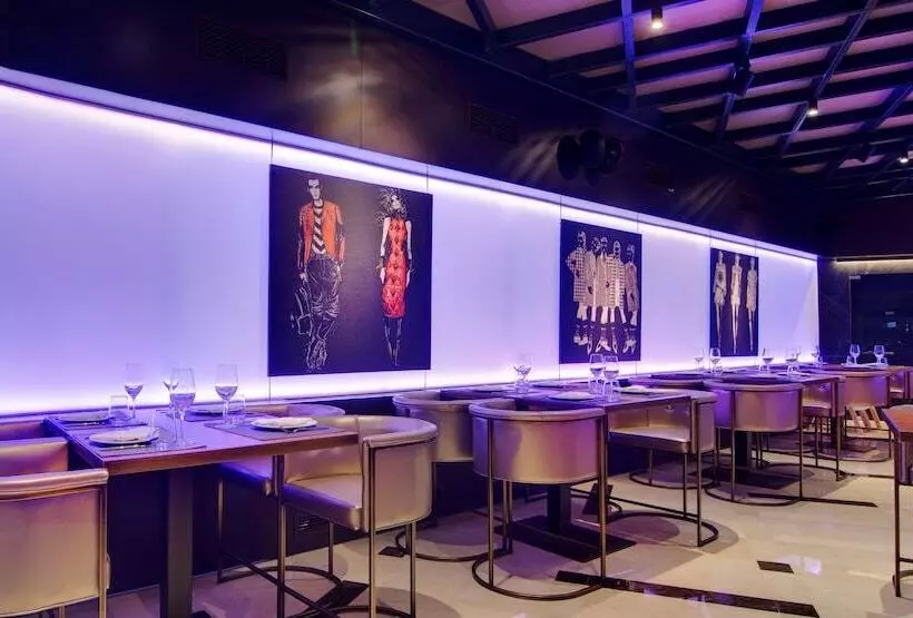 ホテル Saz City Life Boutique