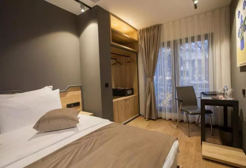 هتل Solun S Riverside Rooms