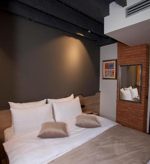 هتل Solun S Riverside Rooms