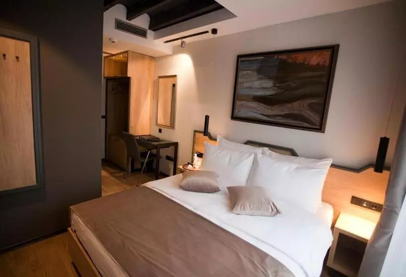 هتل Solun S Riverside Rooms