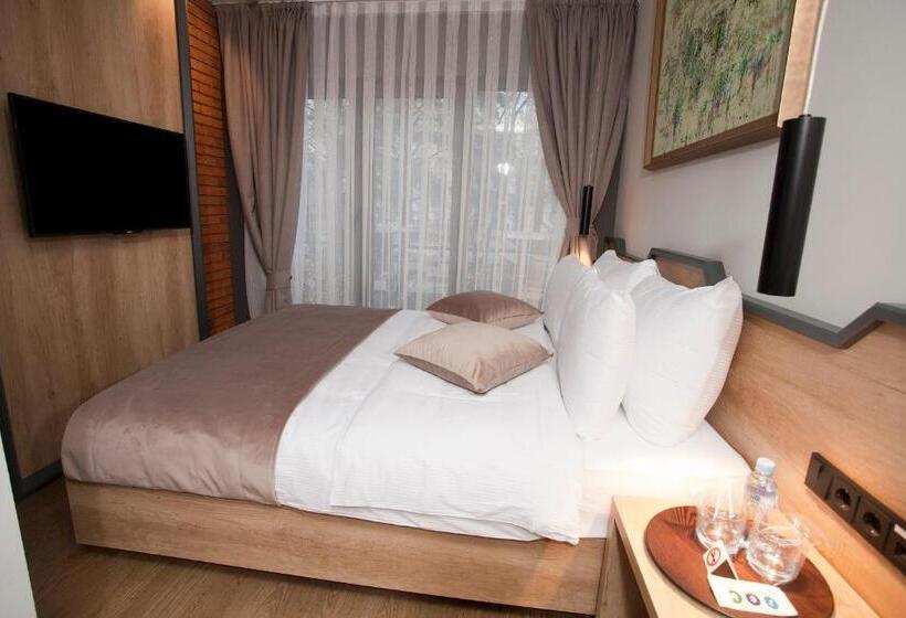 هتل Solun S Riverside Rooms