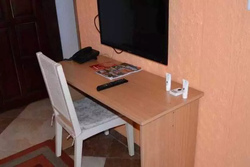 هتل The Sanctum Apart