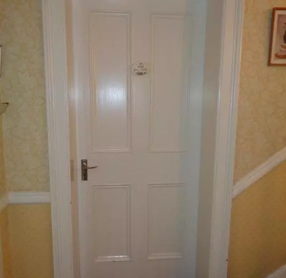 Bed and Breakfast Moate Lodge