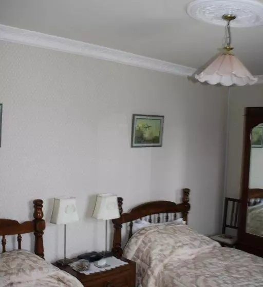 Bed and Breakfast Moate Lodge