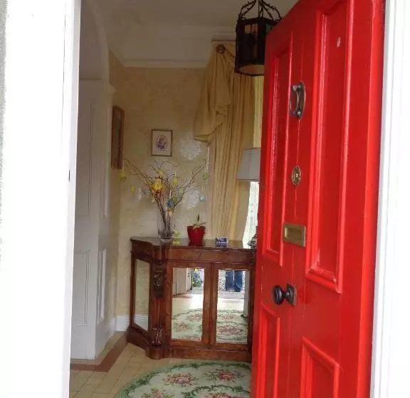 Bed and Breakfast Moate Lodge