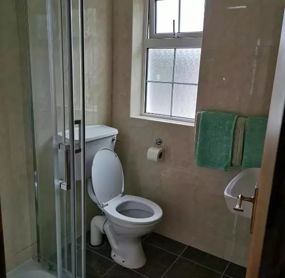 تختخواب و صبحانه Noraville House