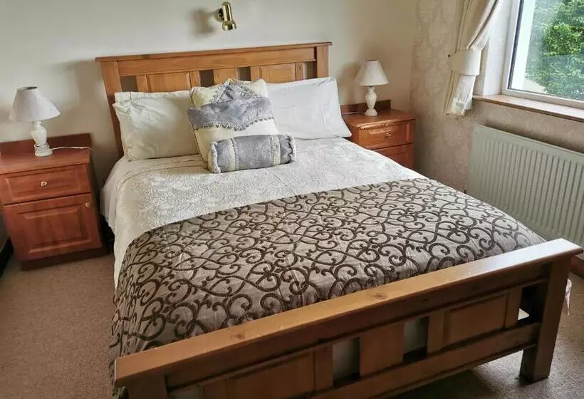 تختخواب و صبحانه Noraville House