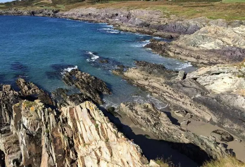 ベッドアンドブレックファースト Sandycove House