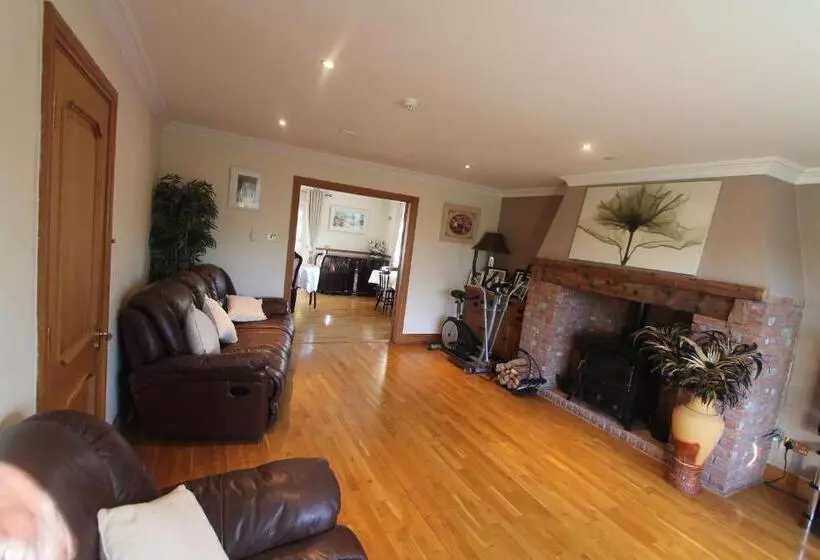 ベッドアンドブレックファースト Woodlands Guest Accomadation