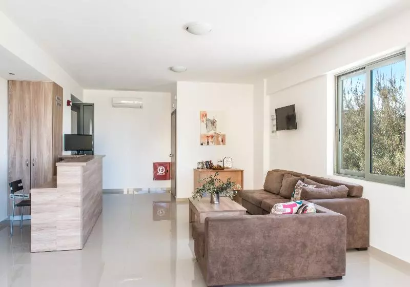 Gerona Mare Apartments