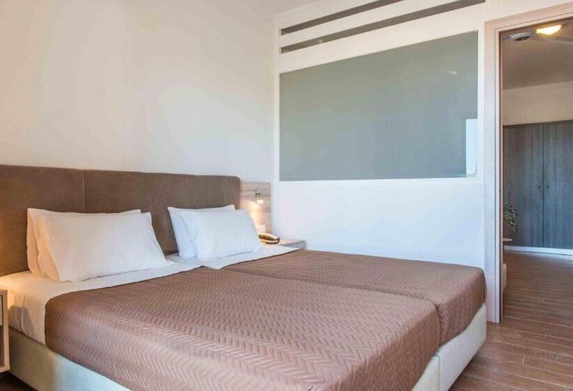 Gerona Mare Apartments