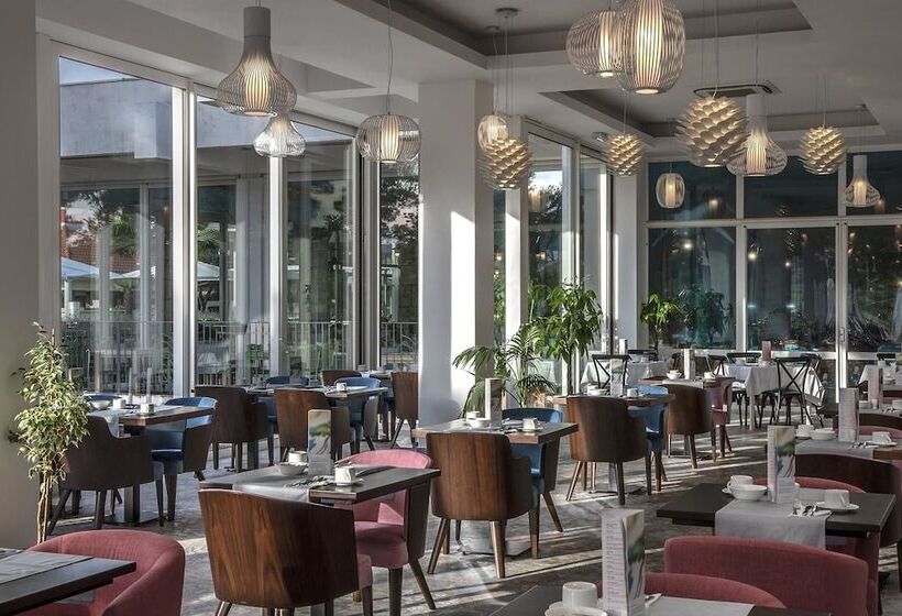 Amadria Park Beach Hotel Jure