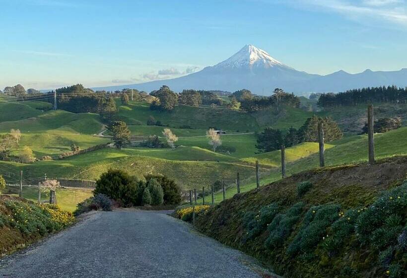 בית מלון כפרי Taranaki Country Lodge