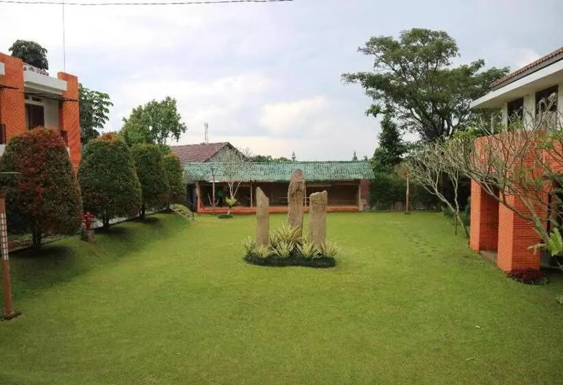 Hotel Villa Bukit Pinus