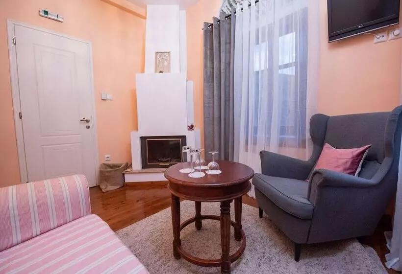 Hotelli Archontiko Argyro