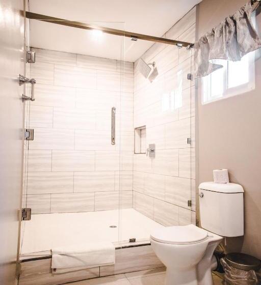 هتل Barefoot Caye Caulker