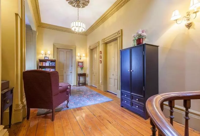 Hotelli Chipman Hill Suites - 9 Chipman Hill