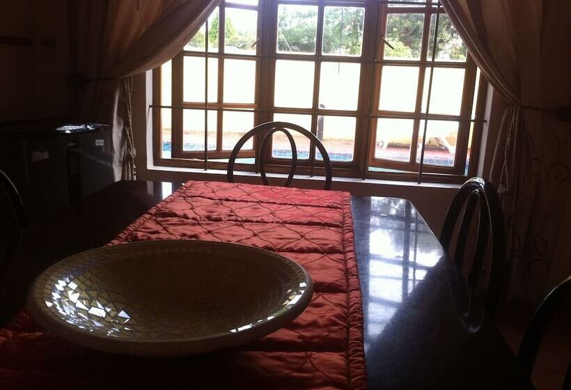 هتل Dihate Guest House