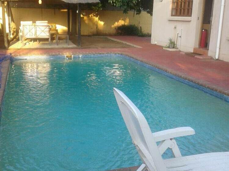 هتل Dihate Guest House