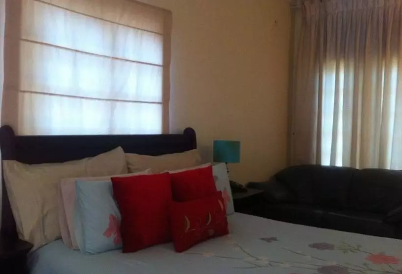 هتل Dihate Guest House