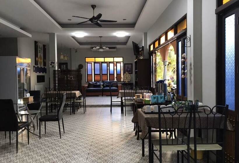 בית מלון כפרי Excellence Villas & Hostel