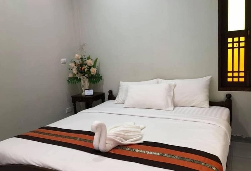 בית מלון כפרי Excellence Villas & Hostel