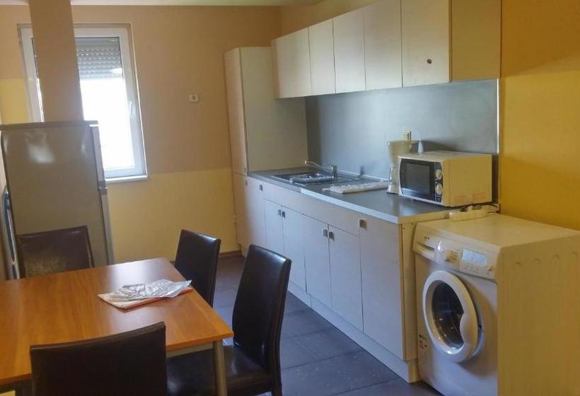 호텔 Galeria Apartments