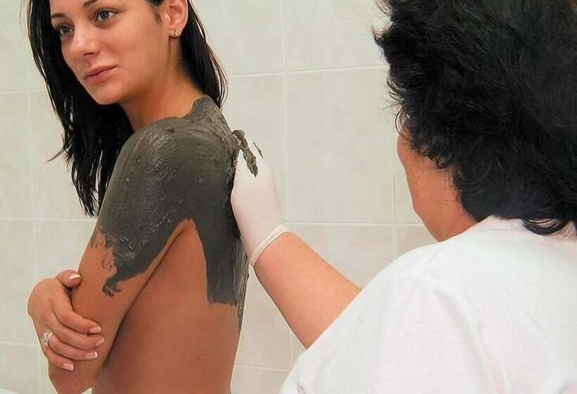 Hotel Ihs  Frederik Joliot Curie