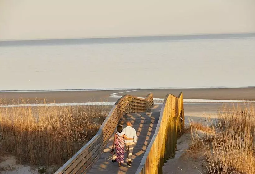 Hotelli Jekyll Ocean Club Resort