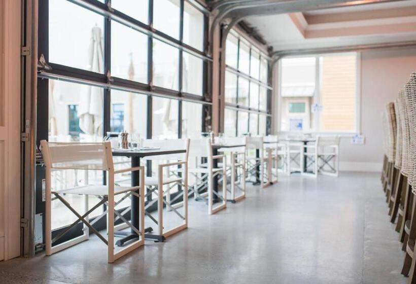 Hotel Jekyll Ocean Club Resort