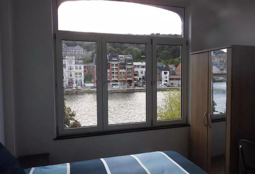 Hotelli Les Voisins De Mr Sax