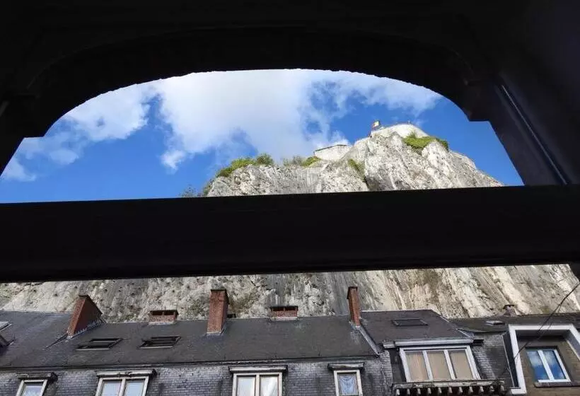 Hotelli Les Voisins De Mr Sax