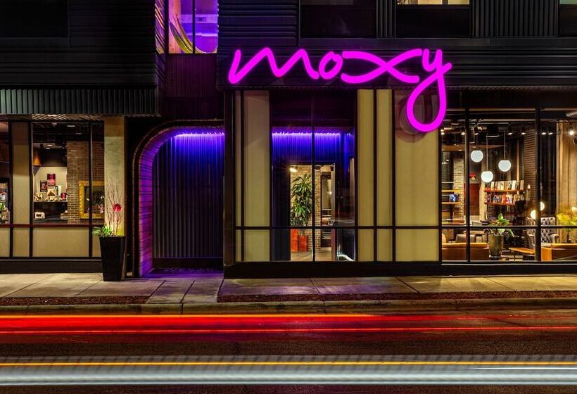 ホテル Moxy Minneapolis Uptown