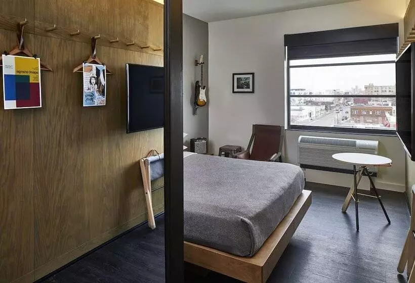 هتل Moxy Minneapolis Uptown
