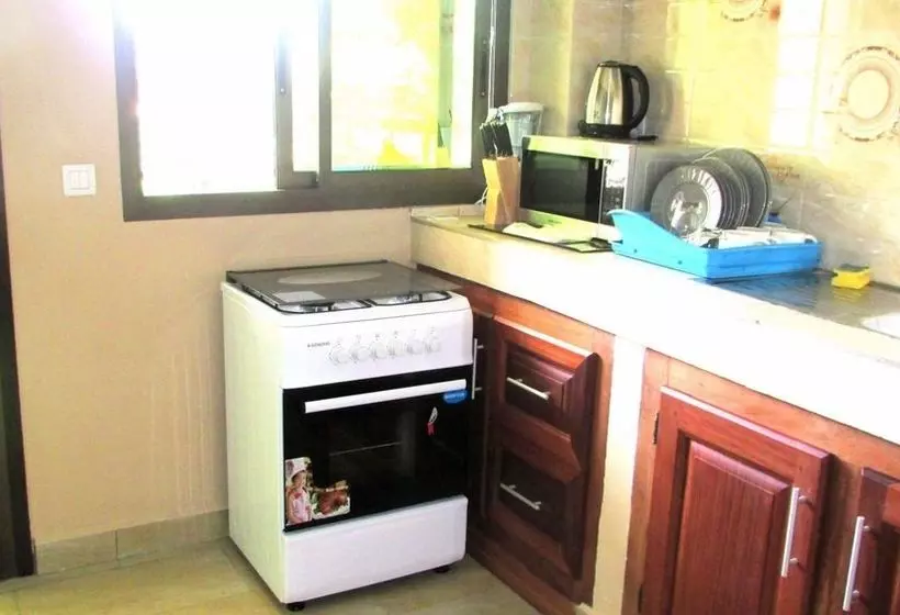 Hotelli Newland Sarl