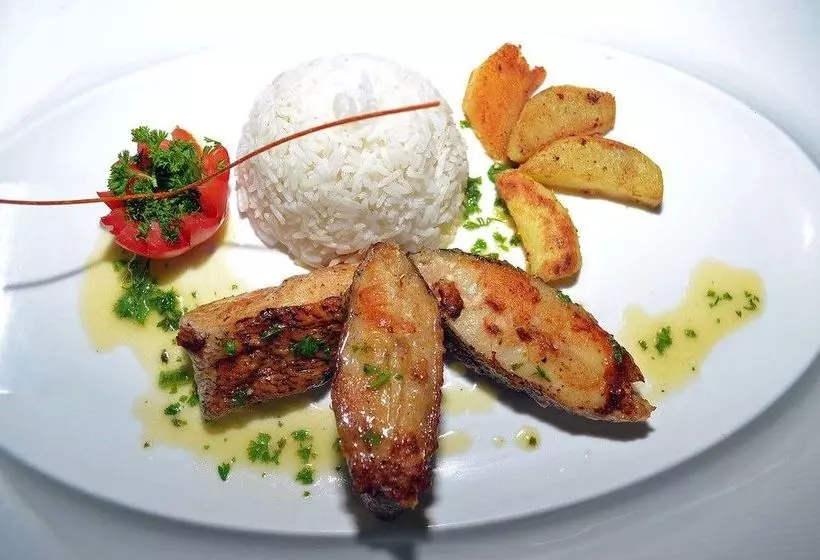 Hotelli Newland Sarl