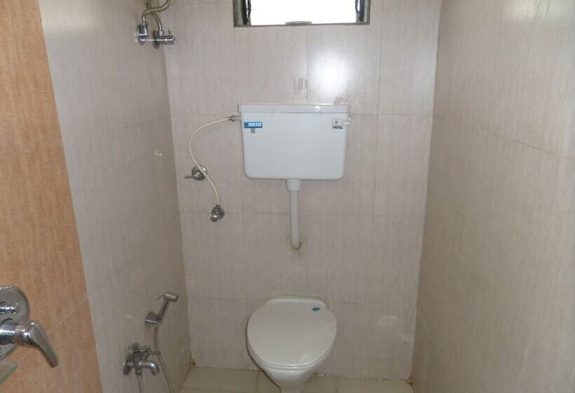 هتل Pratham Executive