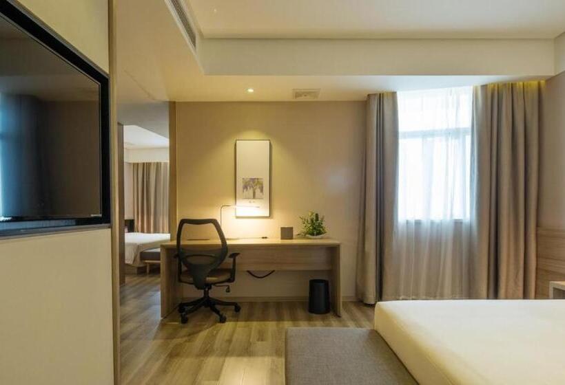 Atour Hotel Hangzhou Xiaoshan Peoples Square