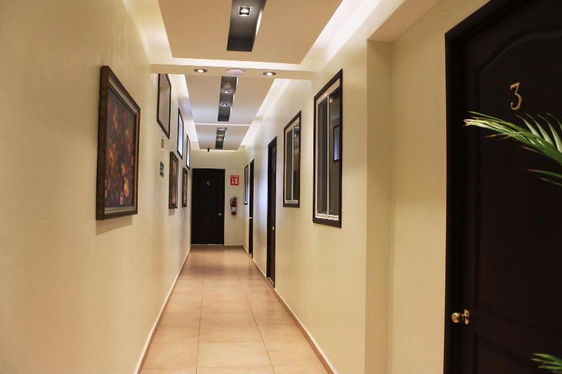 ホテル All Days Inn And Out