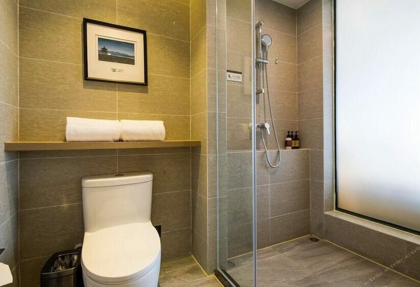 Atour Hotel Hangzhou Xiaoshan Peoples Square