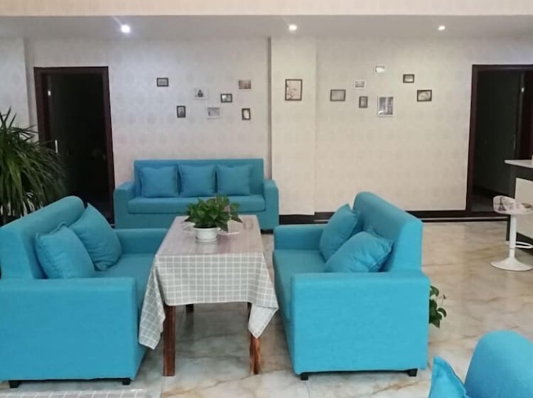 فندق Emeishan Hongzhao