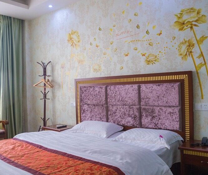 فندق Emeishan Hongzhao