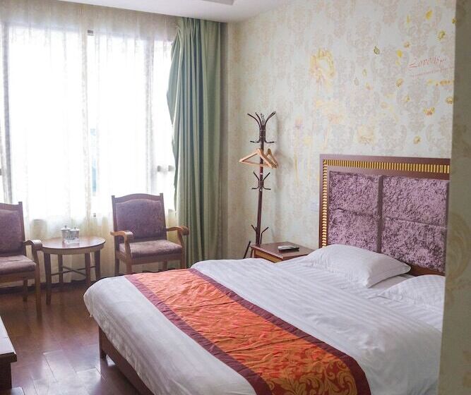 فندق Emeishan Hongzhao