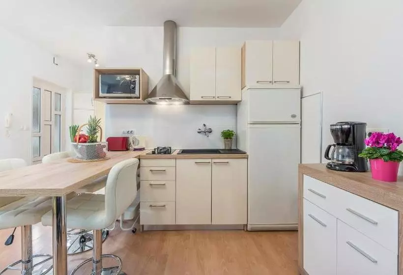 ホテル Felix Residence