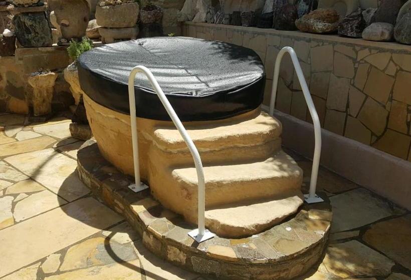 فندق Greenfields Country Club